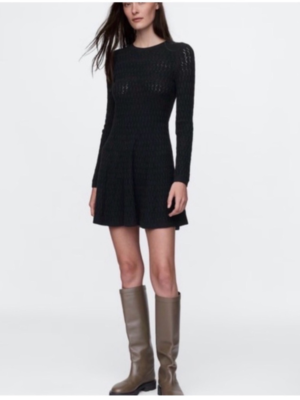 Gap CashSoft Pointrlle Mini Sweater Dress. Medium  True Black. New without tag